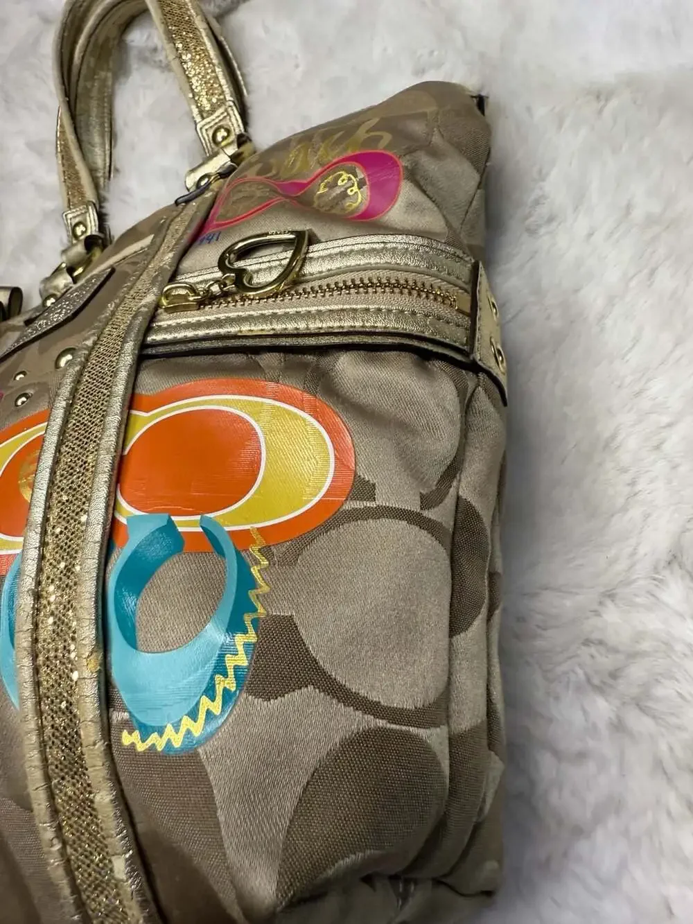 Coach Poppy Daisy Applique Spotlight Tote Bag F21101